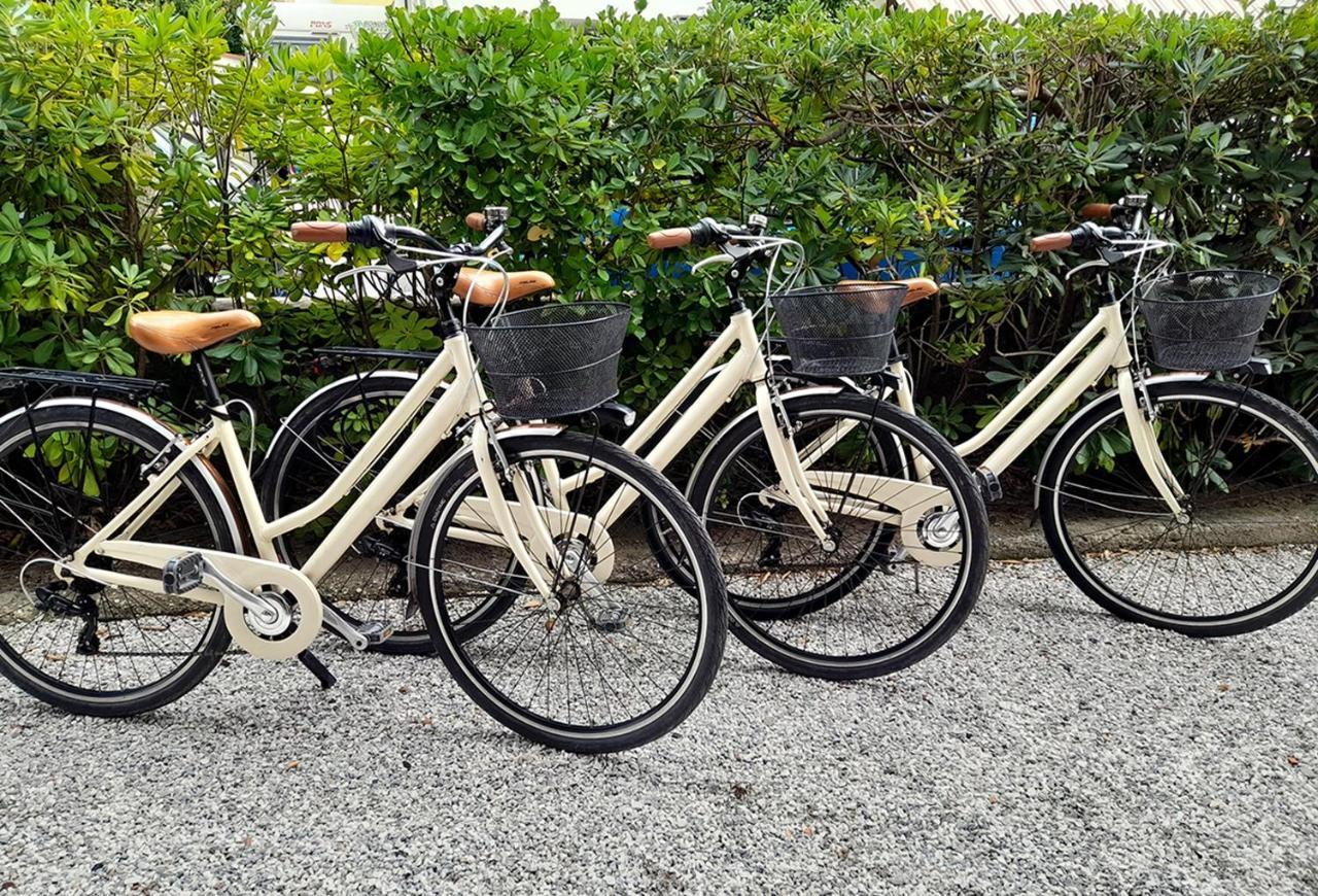 Ampio, Elegante Apt Con Aria Condizionata E Bici Gratis Виареджо Екстериор снимка